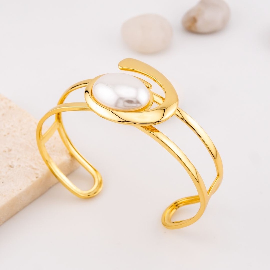 Brazalete con perla baño 18k