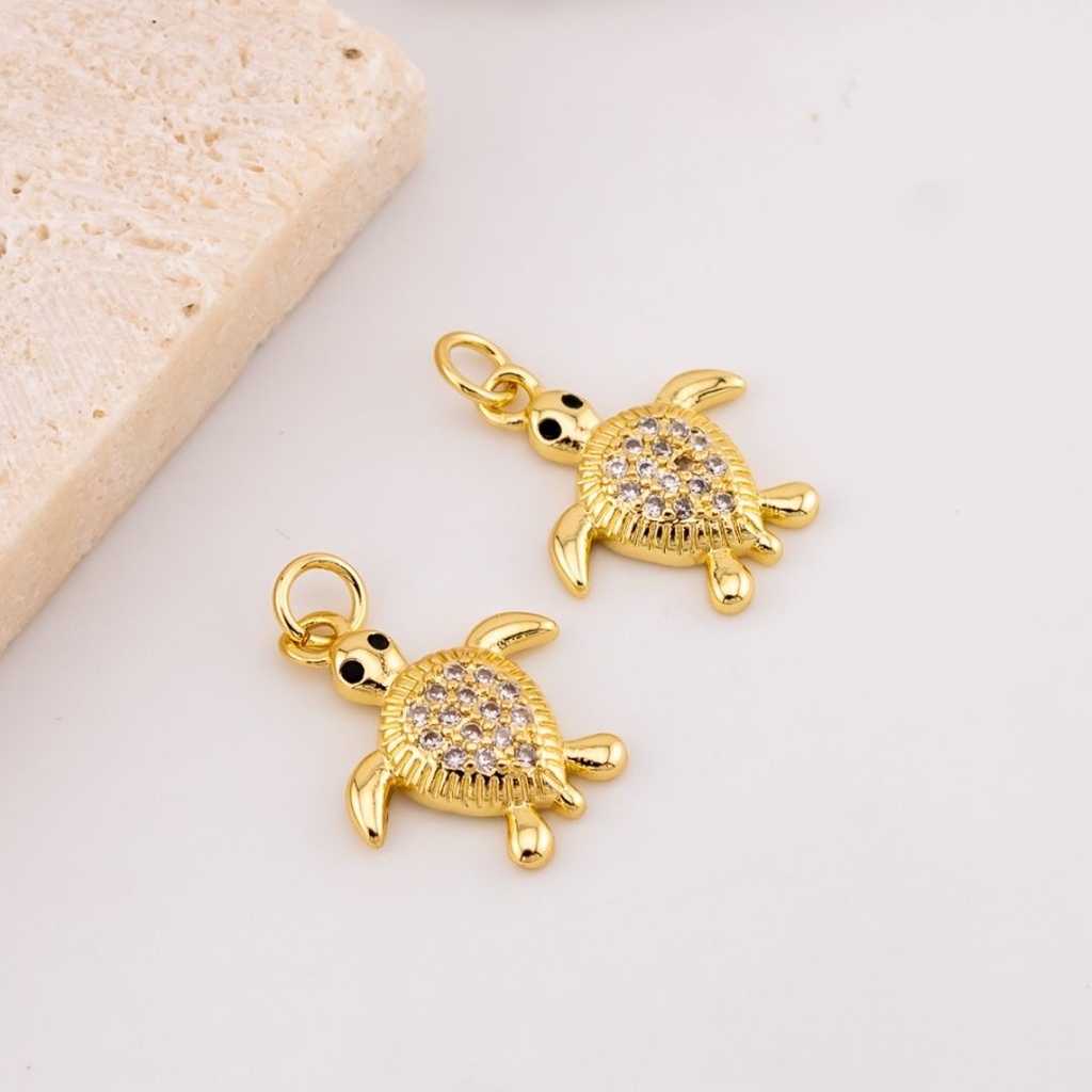  Dije tortuga de mar micropave y baño 18k