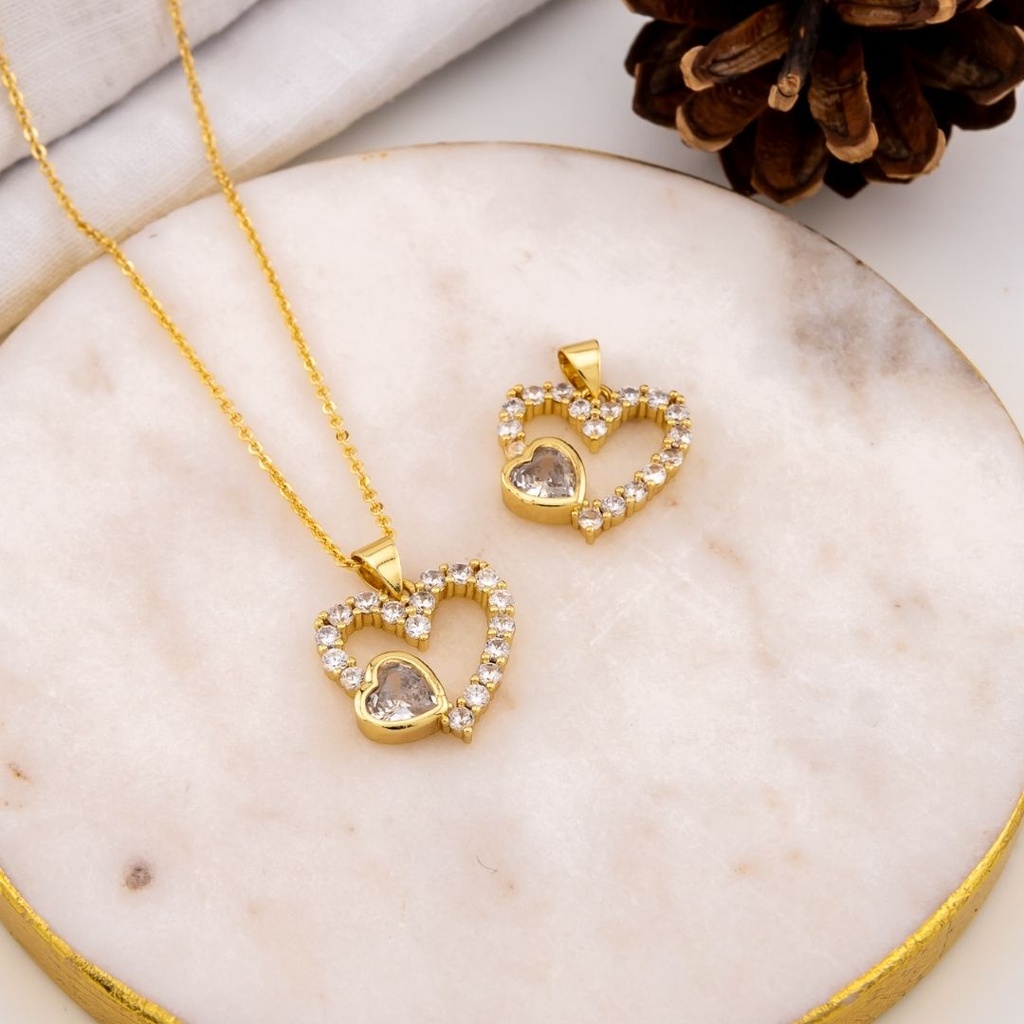 Dije de corazon micropave y baño 18k