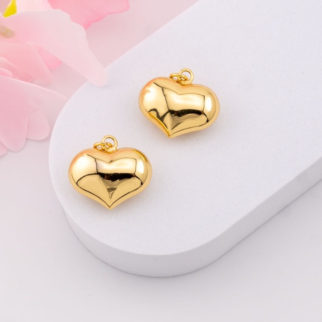 Dije de corazon solido pequeño baño 18k