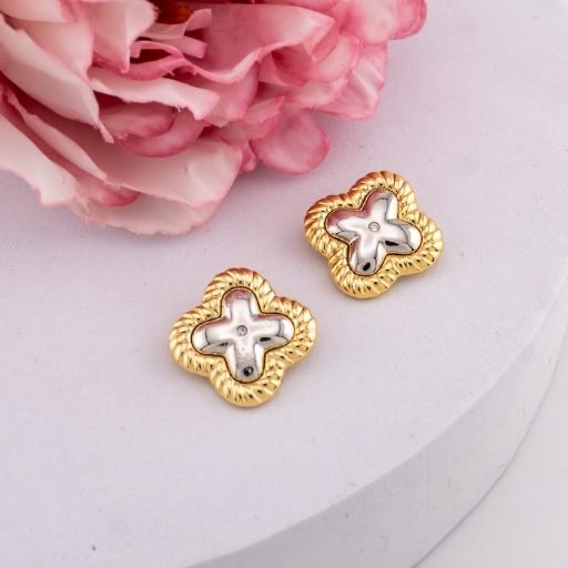 Dije trebol doble tono baño 18k