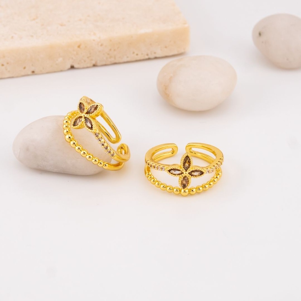 Anillo Ajustable flor baño 18k