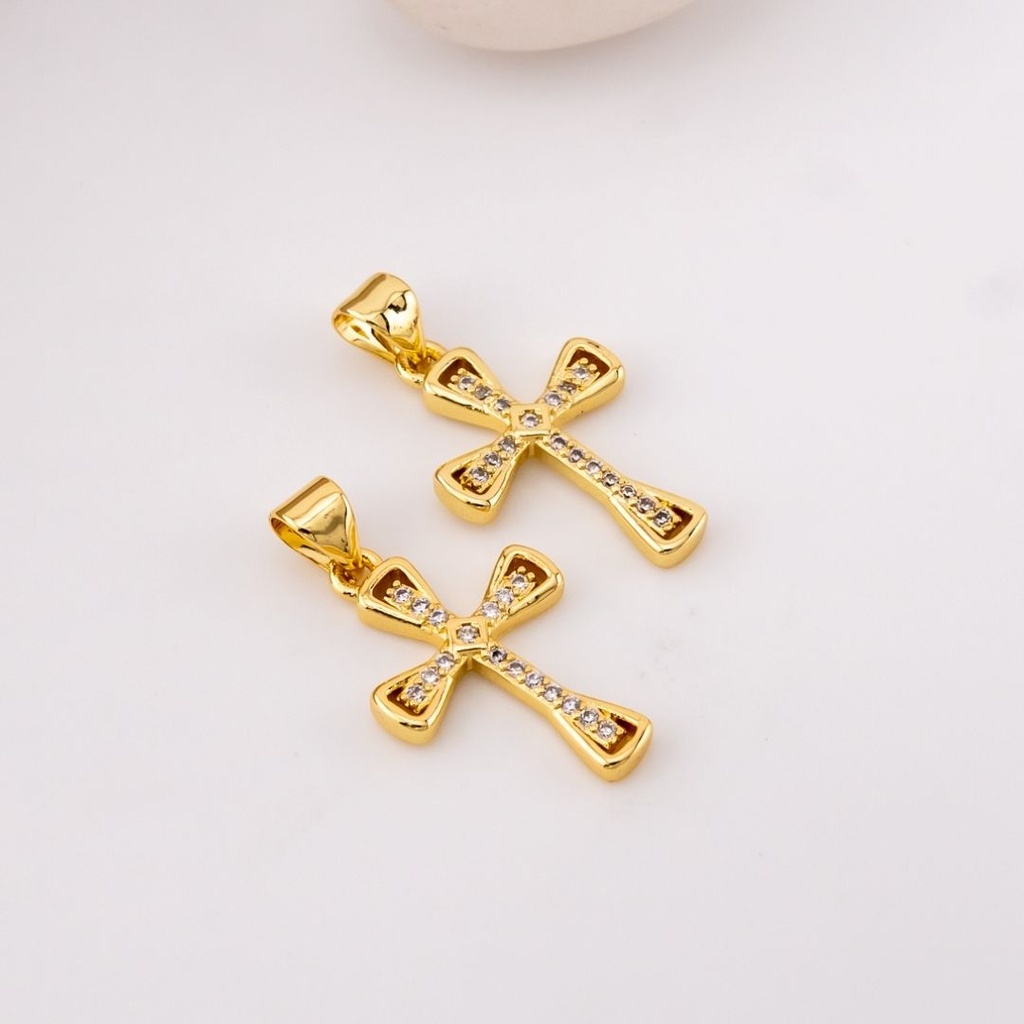  Dije cruz micropave y baño 18k