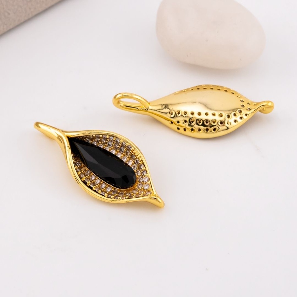  Dije flor tulipan micropave y baño 18k