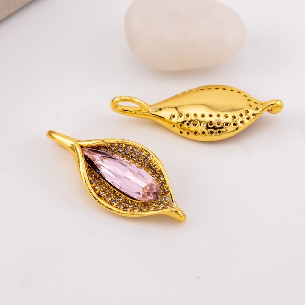  Dije flor tulipan micropave y baño 18k