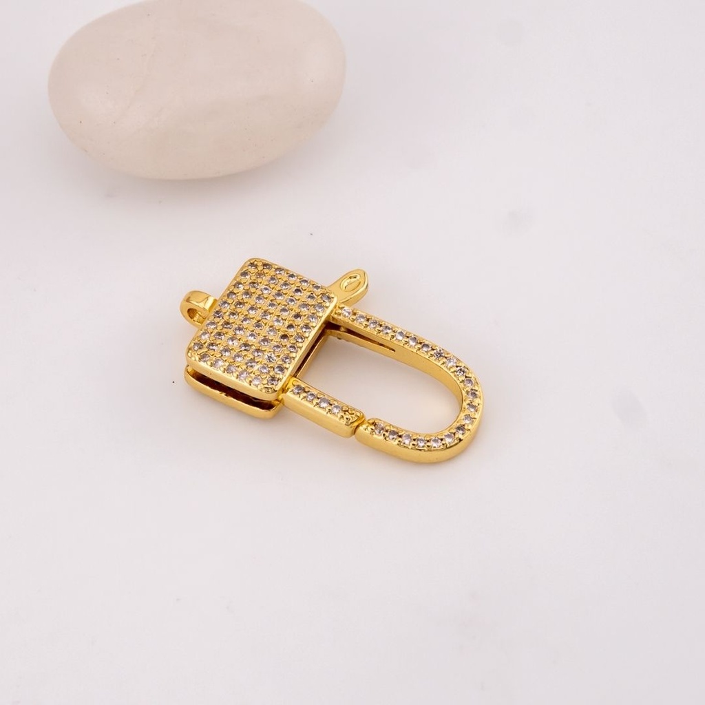 Broche elagante micropave y baño 18k