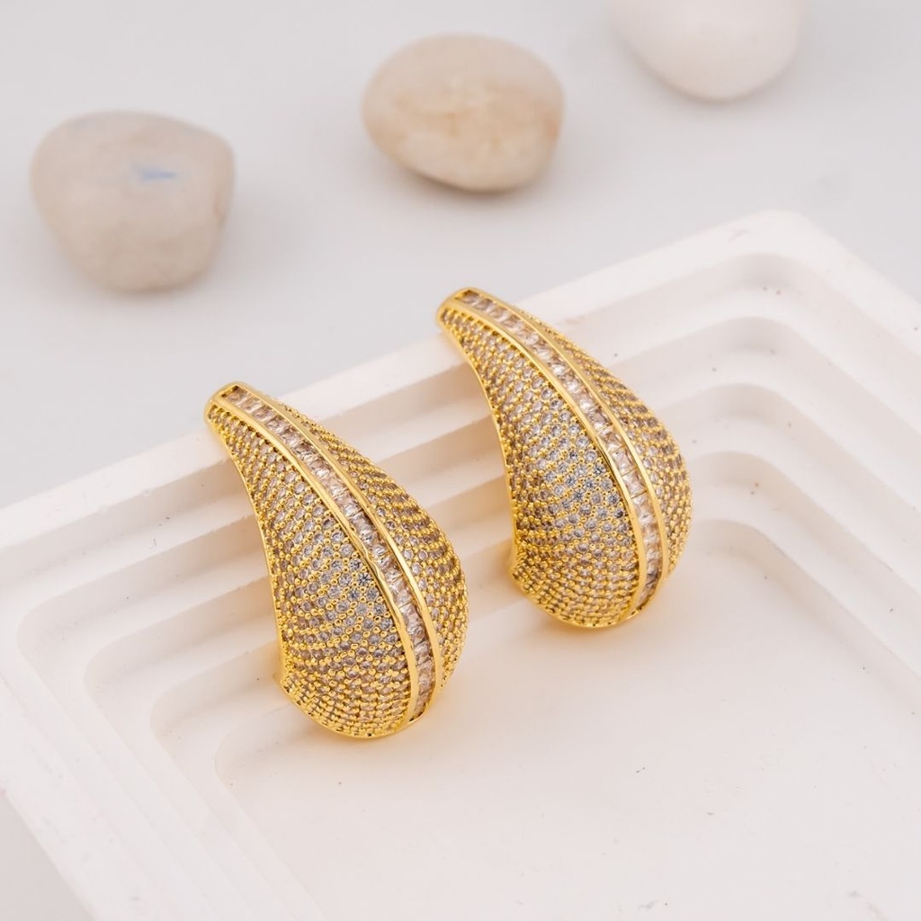 Aretes gota con zirconia baño 18k
