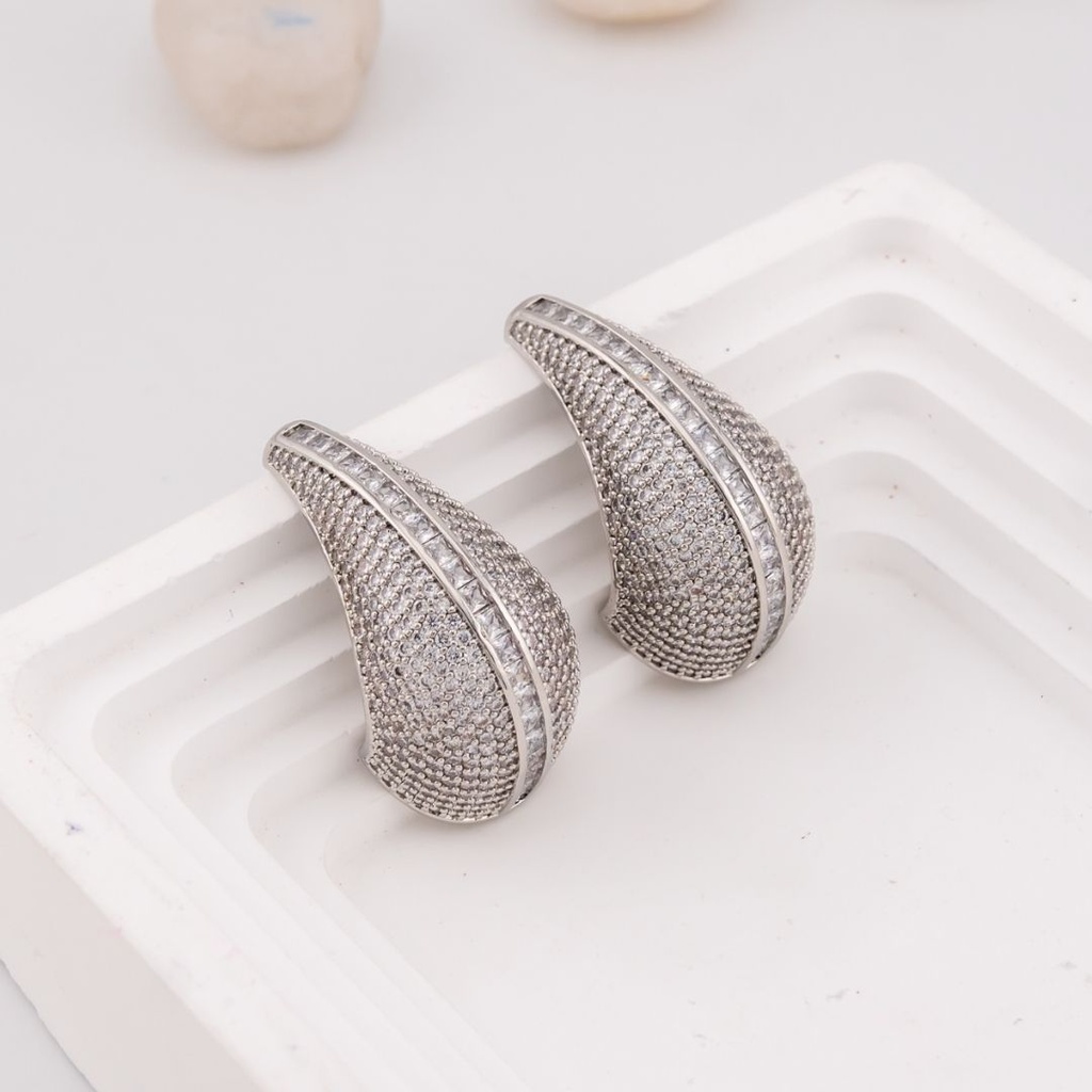 Aretes gota con zirconia baño 18k