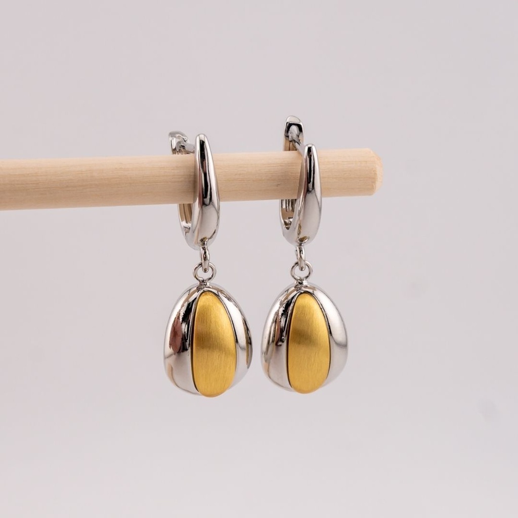 Aretes colgantes dos tonos baño 18k