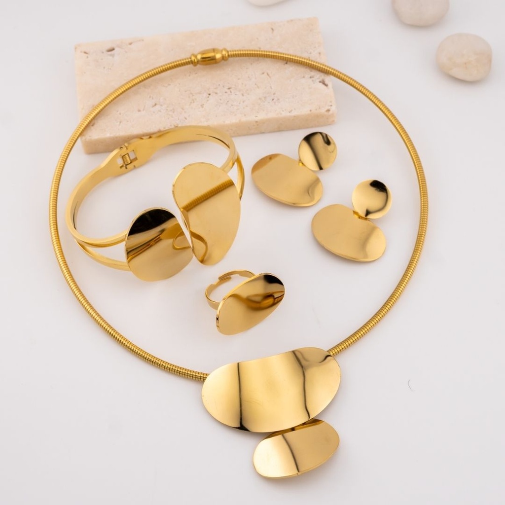 Conjunto de 4 piezas, collar chocker, aretes, anillo y pulsera en acero inoxidable