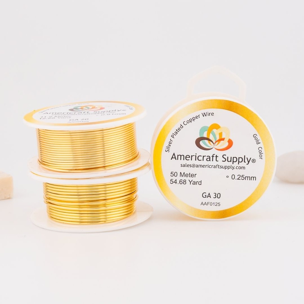 Alambre AAA antitarnish para bisutería calibre 28 de cobre con baño de plata y recubrimiento con polímero.