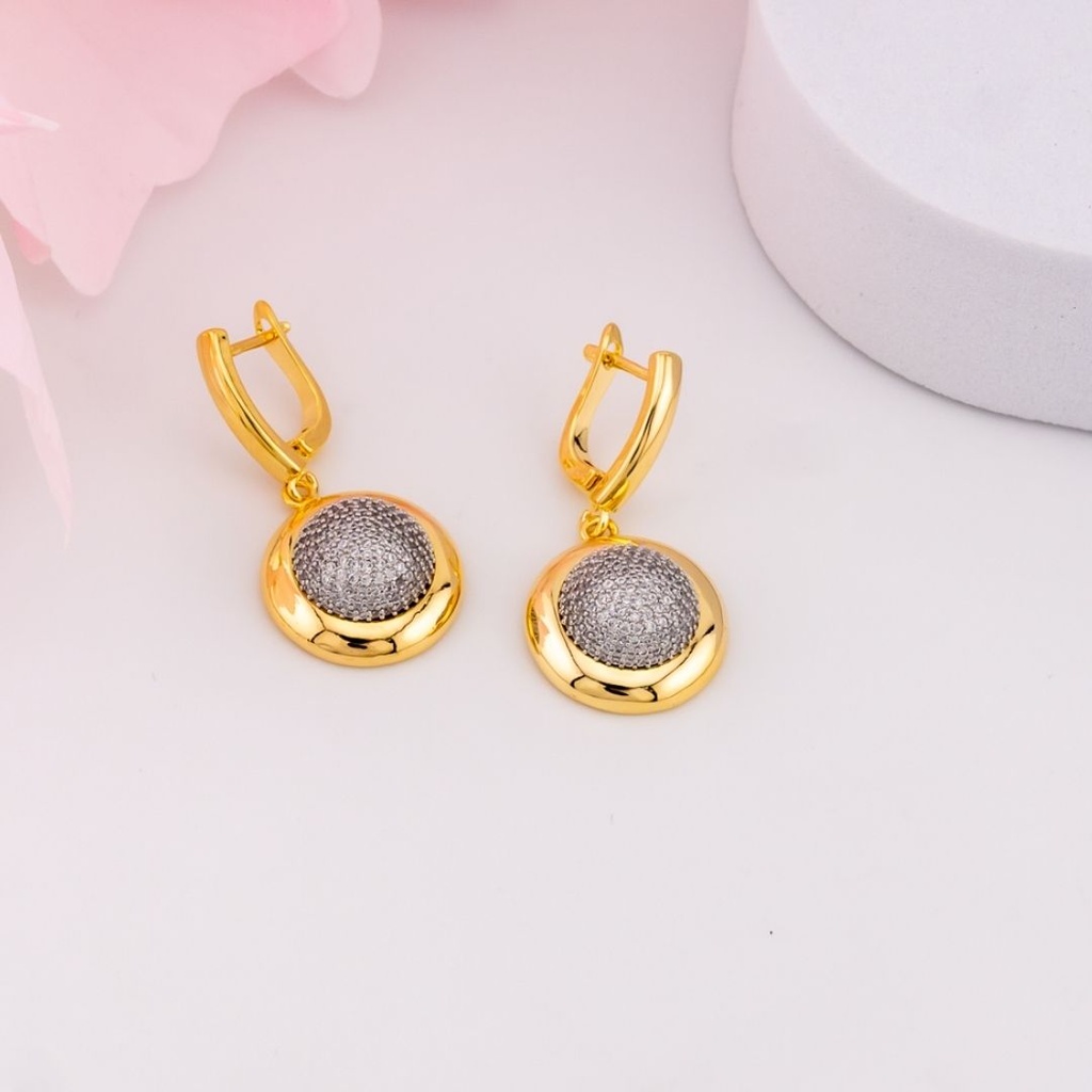 Aretes colgantes con zirconias baño 18k