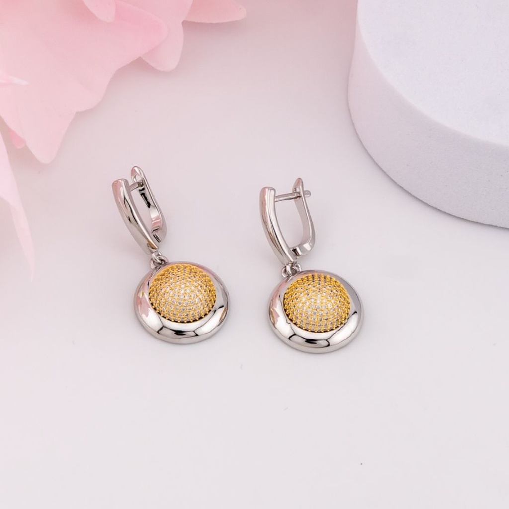 Aretes colgantes con zirconias baño 18k
