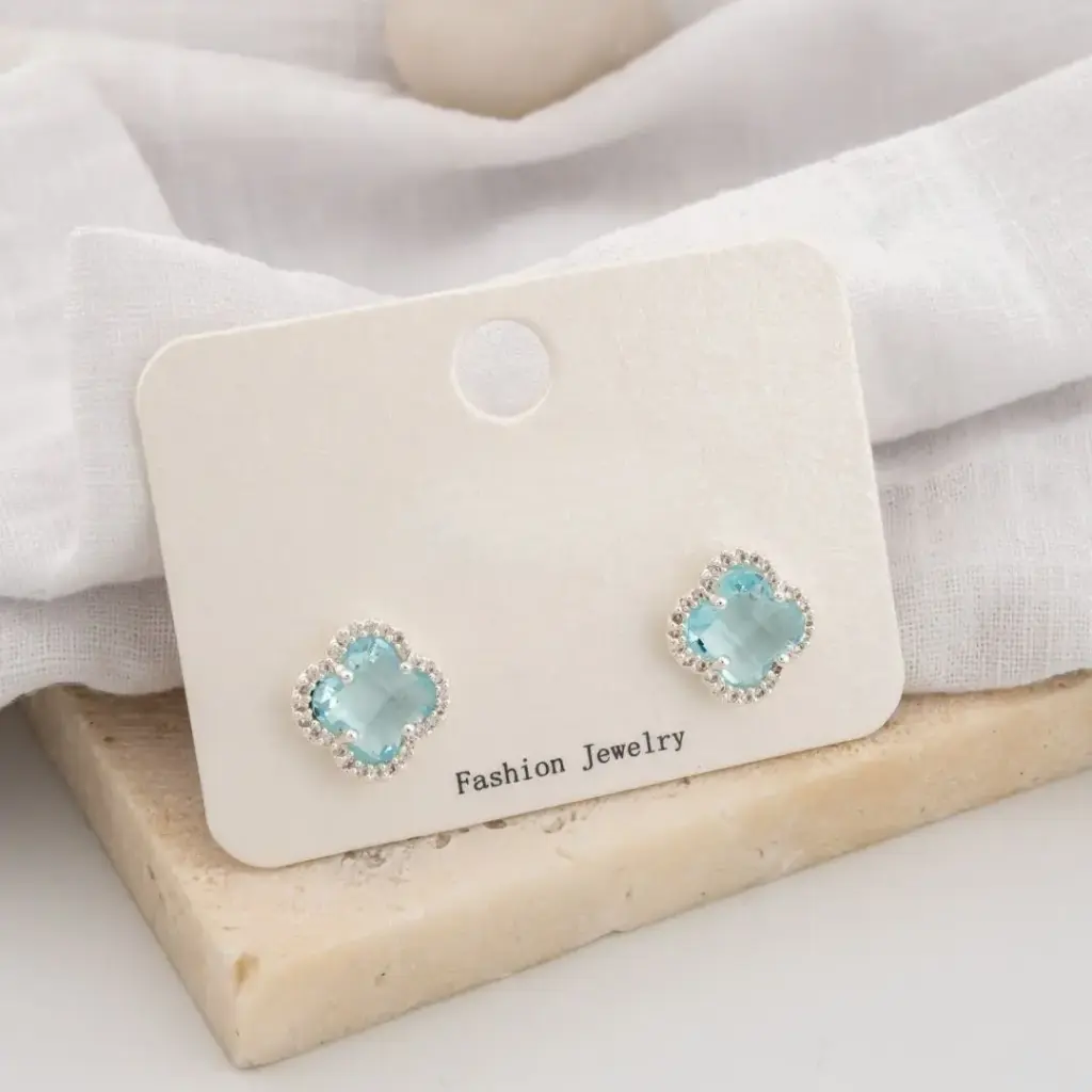 Aretes trebol con zirconias  baño 18k