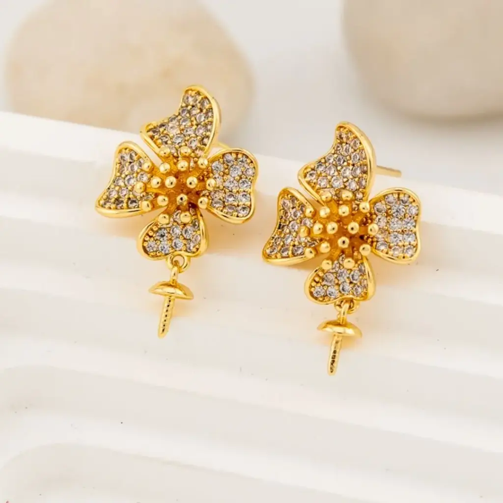 Patentes flor con pin colgante para insertar piedras o perlas en micropave goldfilled