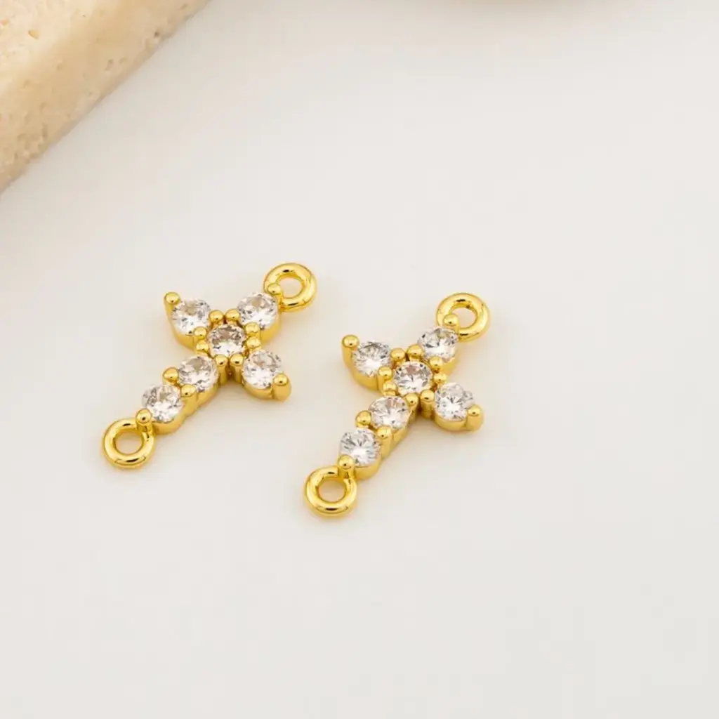 Enlace cruz con micropave y baño 18k