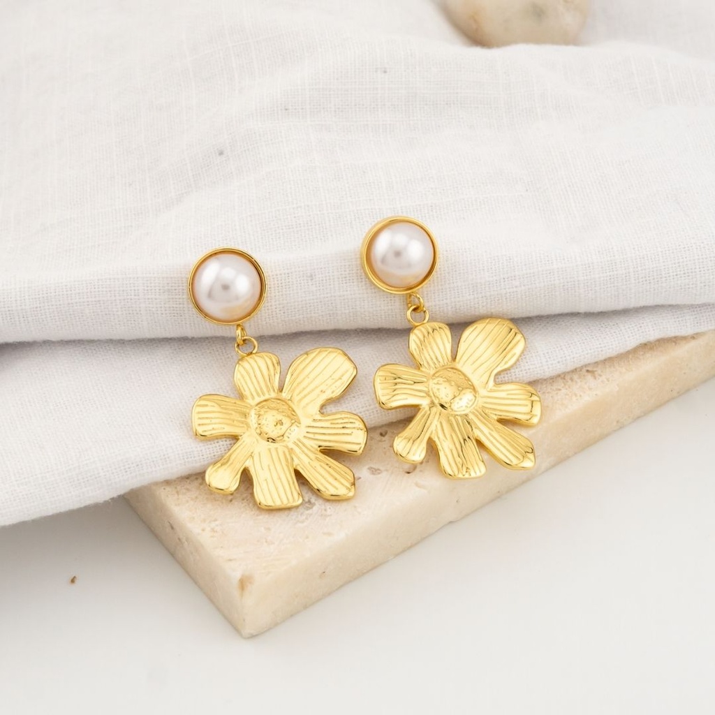 Aretes flor colgante y perlas en acero inoxidable
