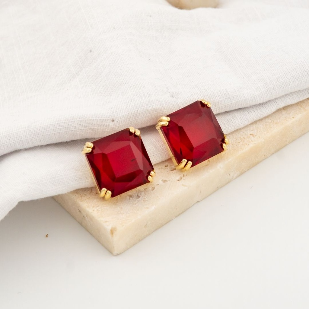 Aretes stud cuadrado con zirconia baño 18k