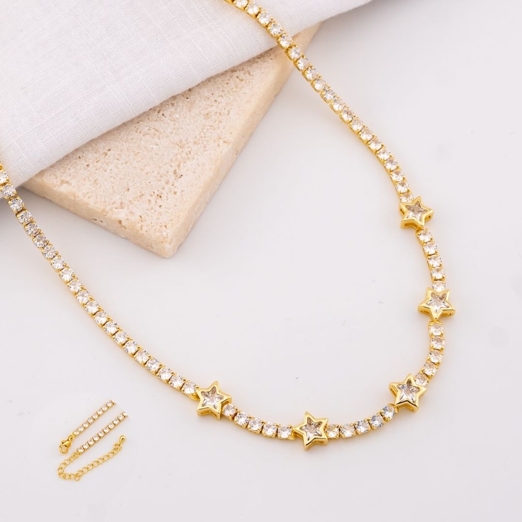 Collar con zirconias estrella baño 18k