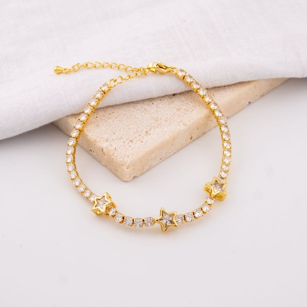 Brazalete con zirconias estrella baño 18k