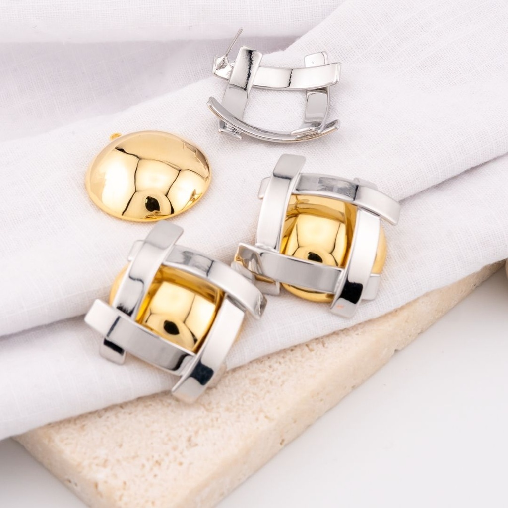 Aretes doble uso stud en acero inoxidable