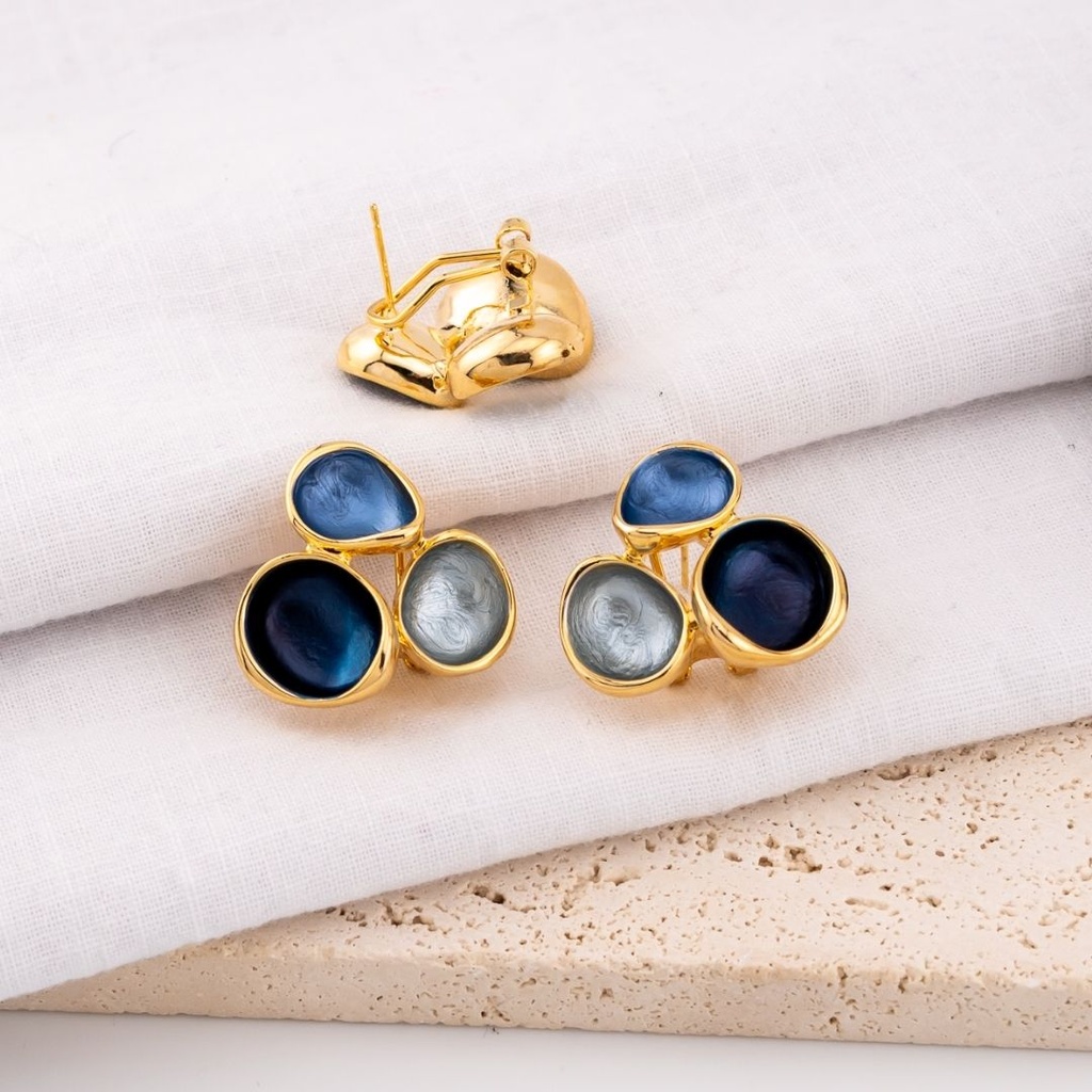 Aretes stud esmaltados patente omega pin de plata  baño 18k