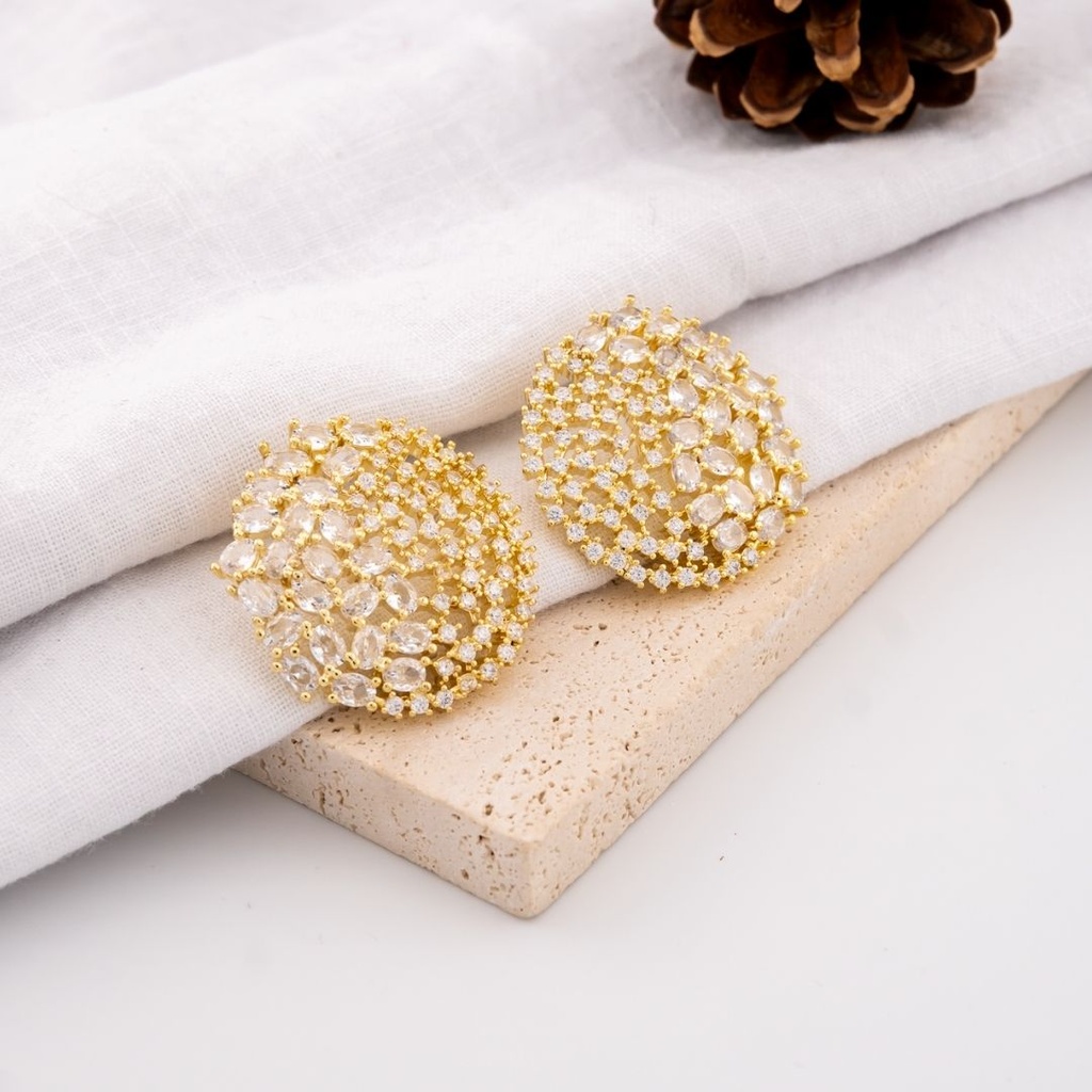 Aretes stud con zirconia plata baño 18k