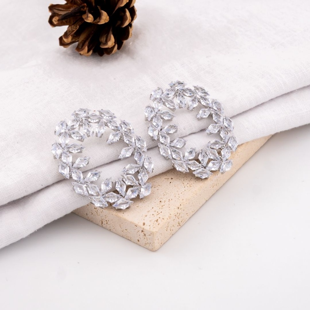 Aretes stud con zirconia plata baño 18k