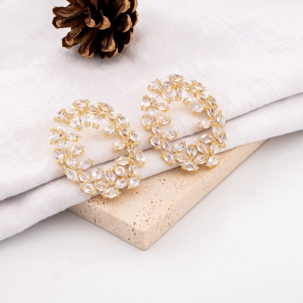 Aretes stud con zirconia plata baño 18k