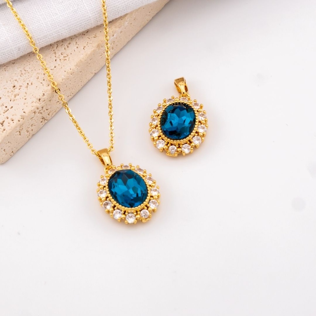 Dije con zirconia micropave y baño 18k