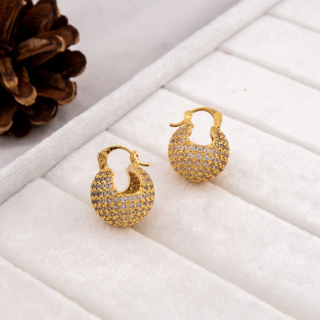 Aretes argollas con zirconia  baño 18k