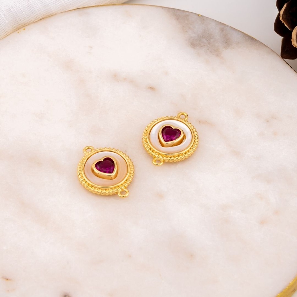 Enlace de corazon verde con concha nacar y  baño 18k