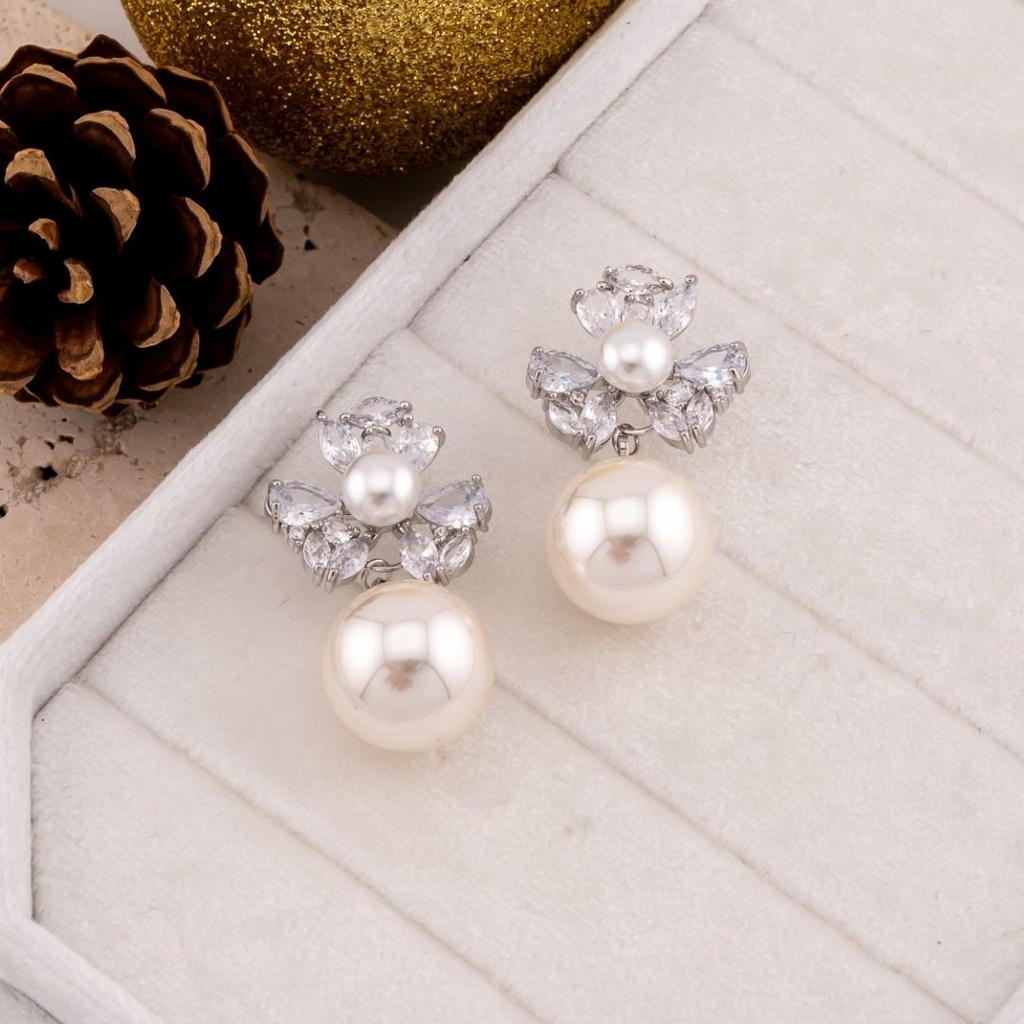 Aretes argollas con zirconia  baño 18k