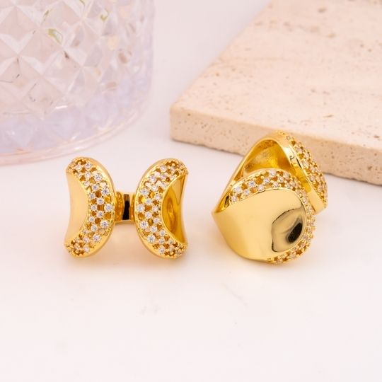 Anillo chunky con zirconias baño 18k