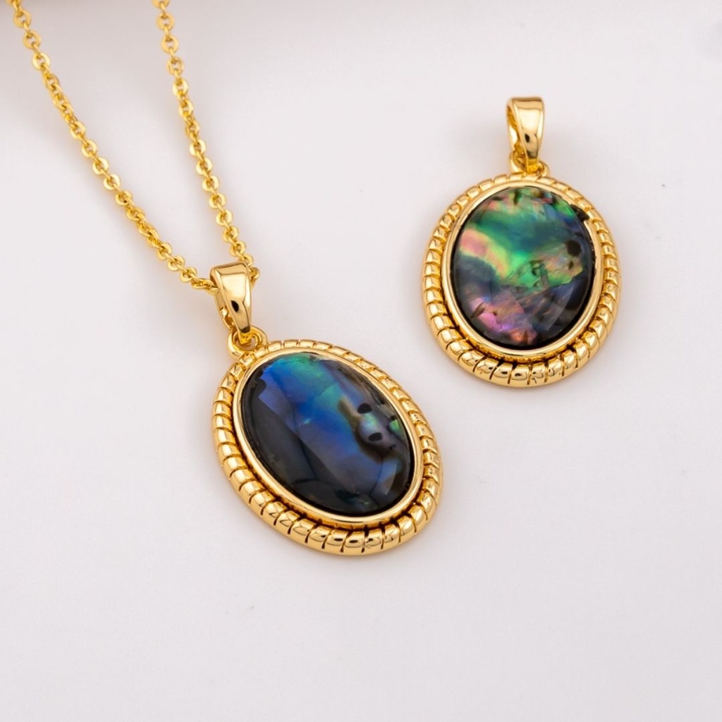 Dije ovalado con concha avalon baño 18k