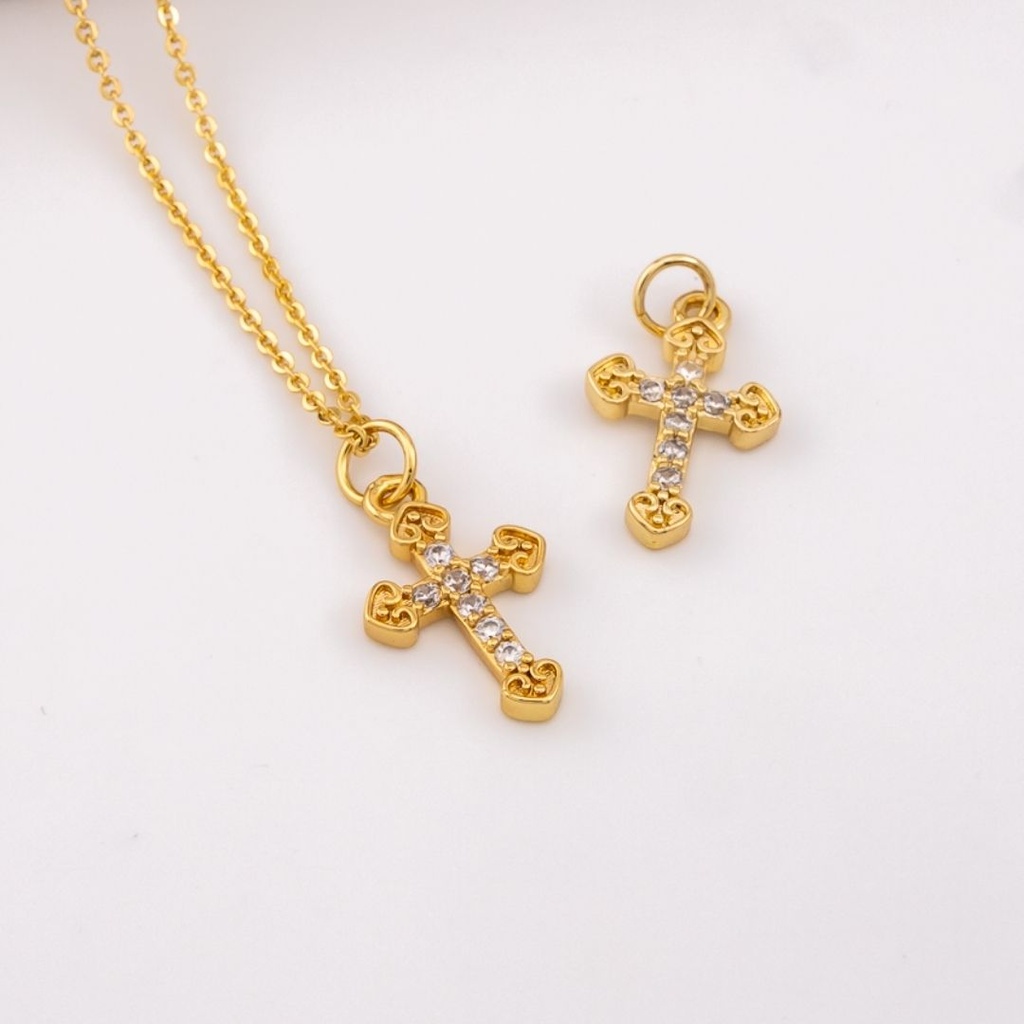 Dije cruz con zirconias baño 18k