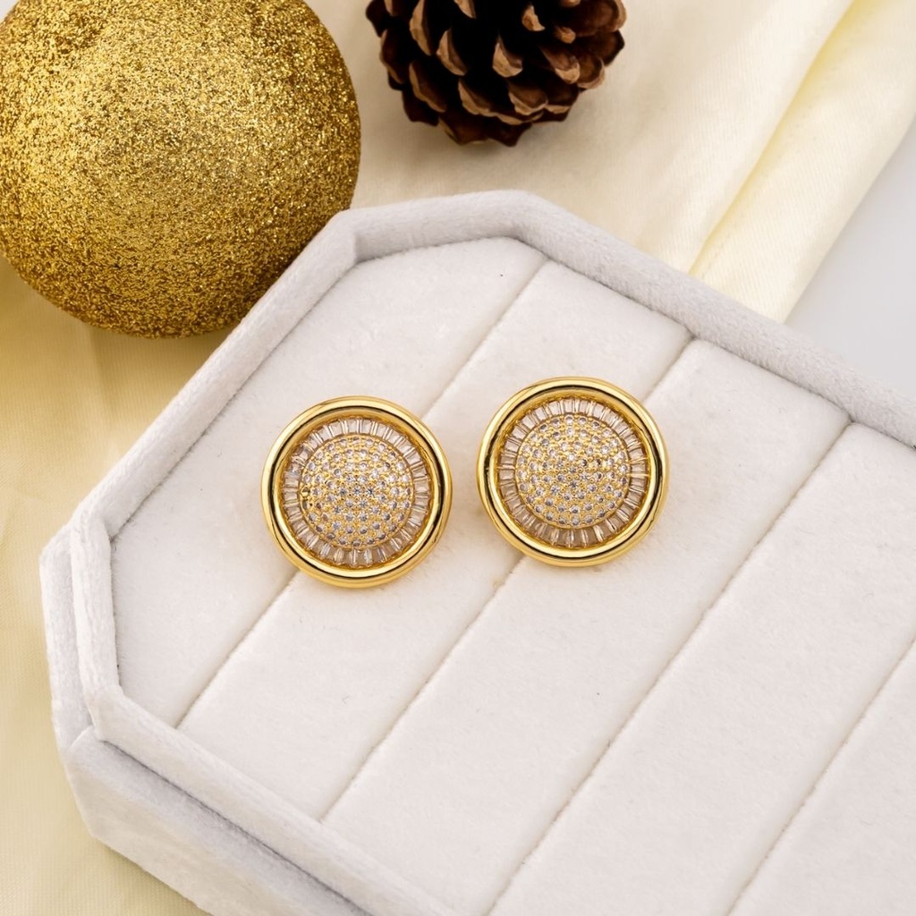 Aretes stud redondos con zirconia baño 18k