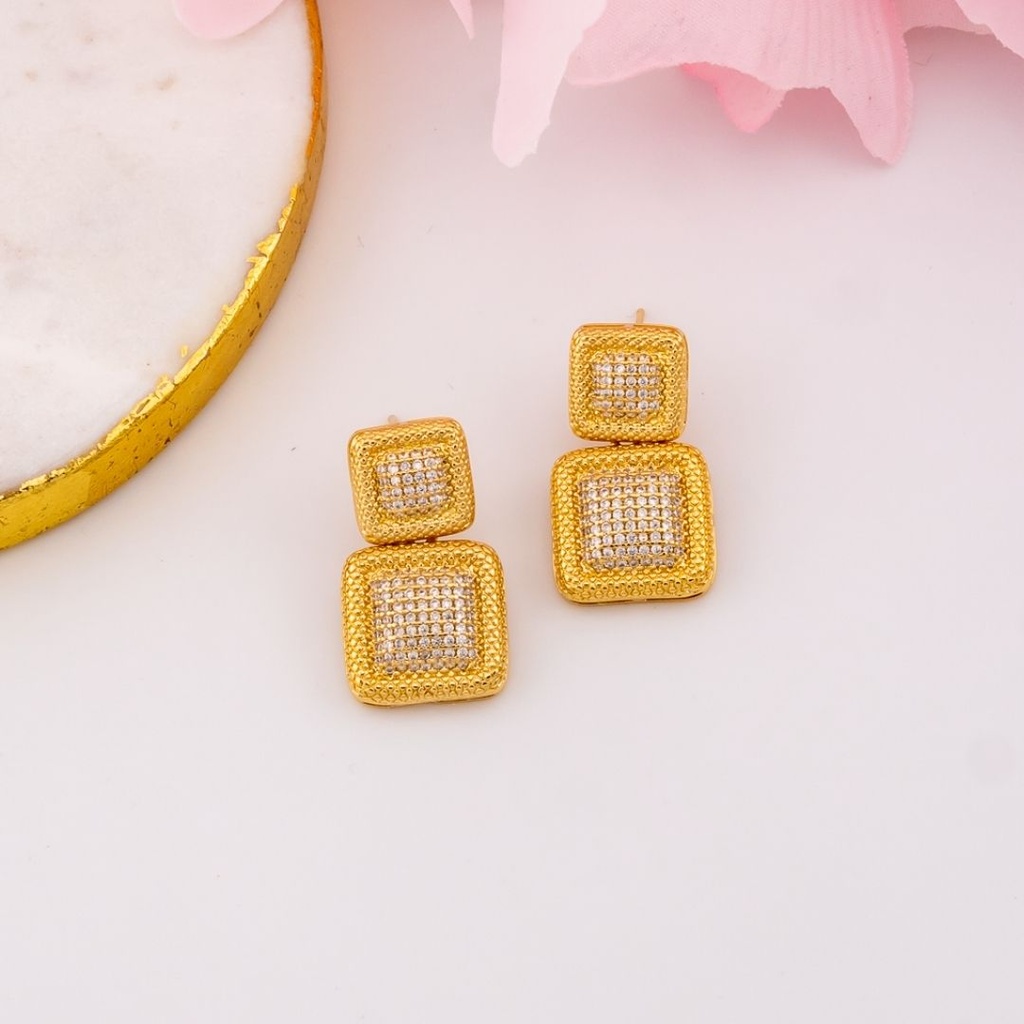 Aretes colgantes cuadrados con zirconia baño 18k