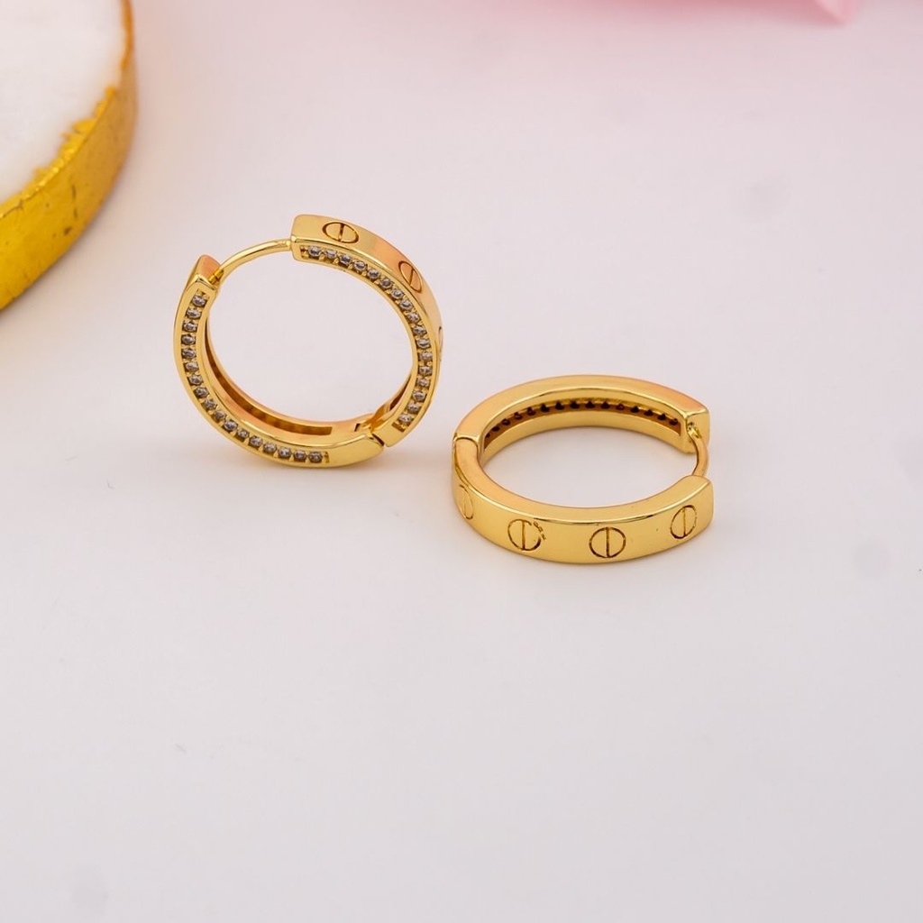 Argollas con zirconias baño 18k