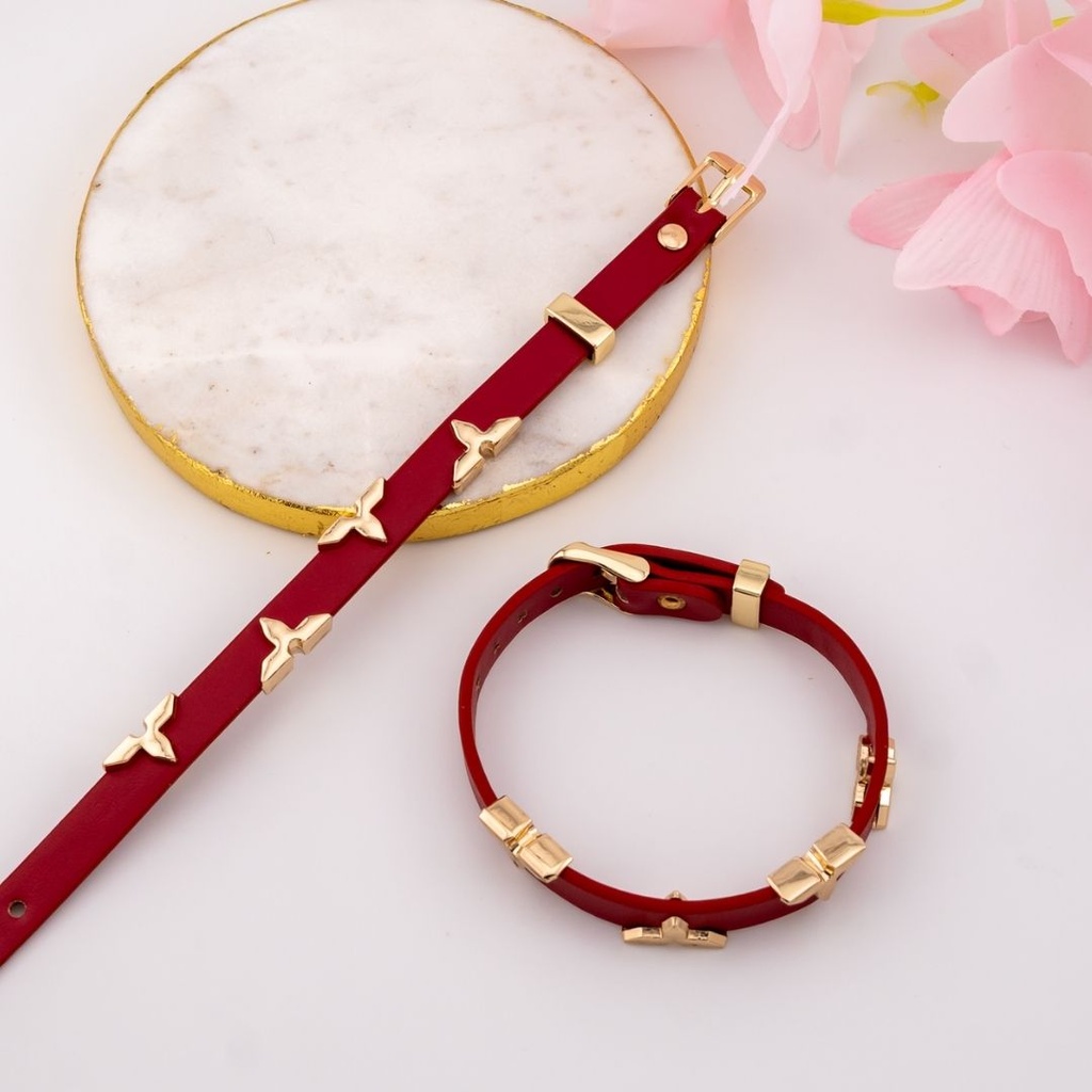 Pulsera de cuero y baño 18k