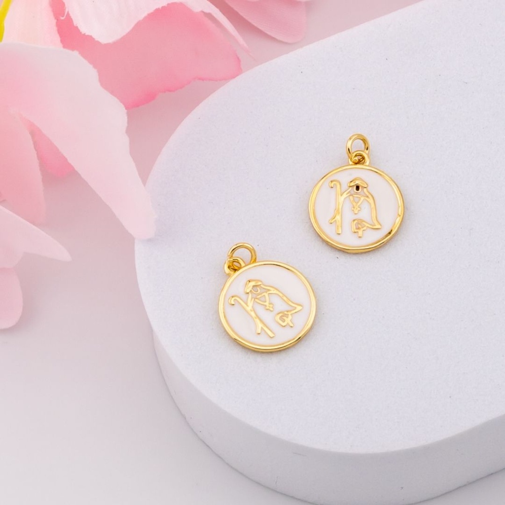 Dije redondo esmaltado baño 18k