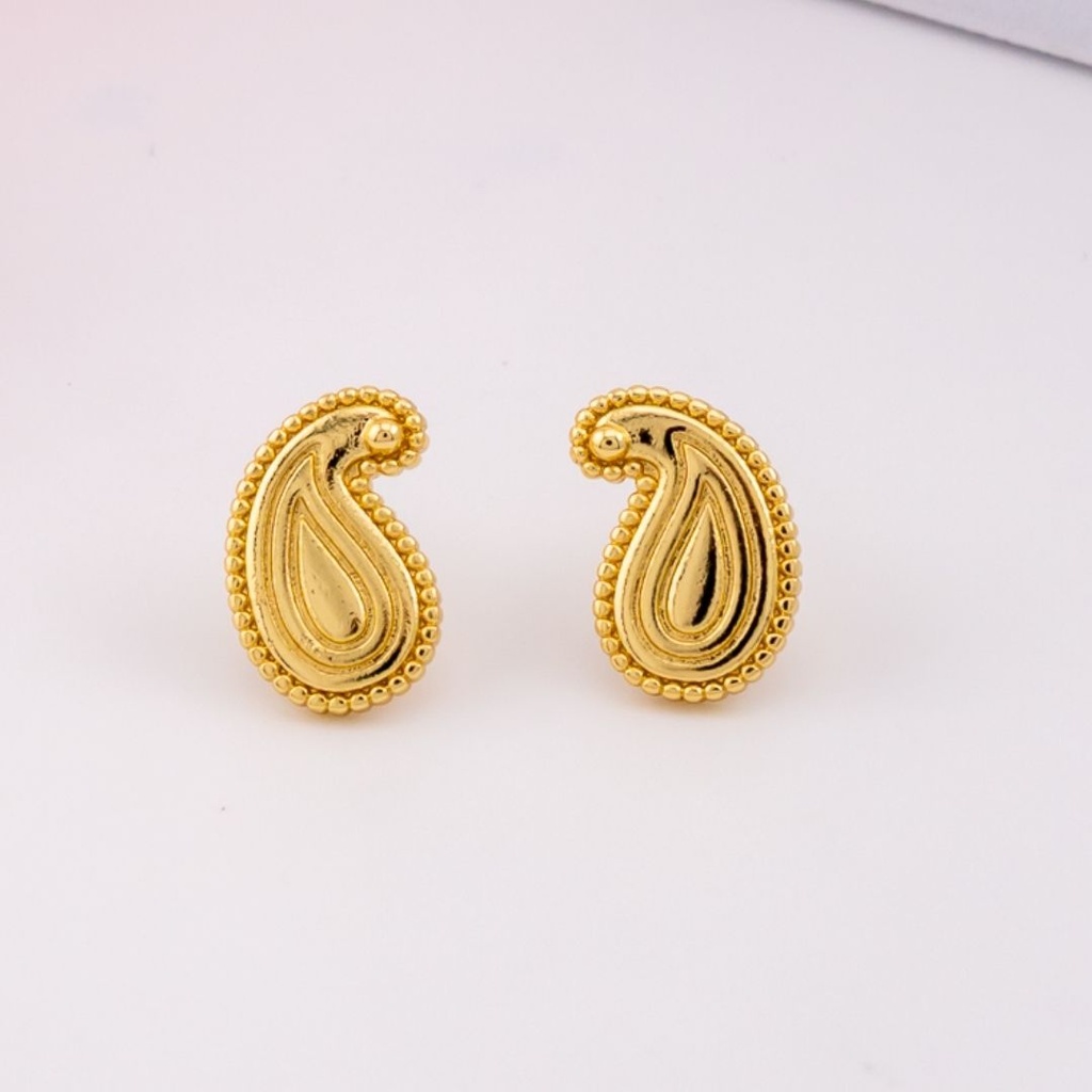 Aretes stud de GOTA baño 18k
