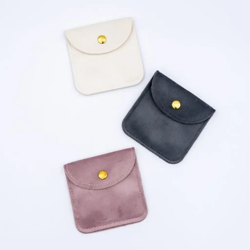 Bolsas para empaque en velvet 8x8 cm Blanca