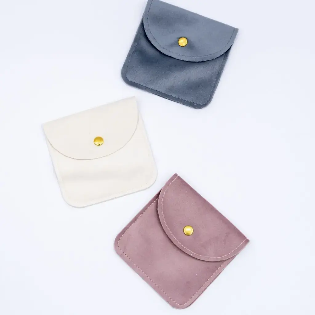 Bolsas para empaque en velvet 10x10 cm