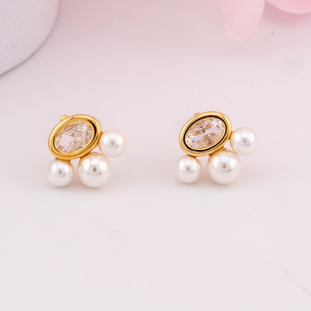 Aretes stud baño 18k