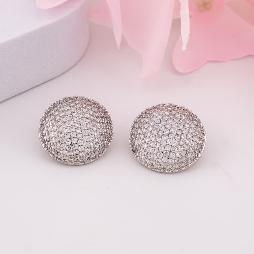 Aretes stud redondos con zirconias baño 18k