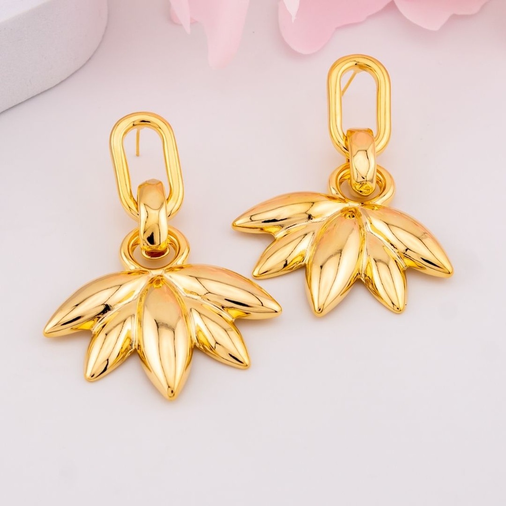 Aretes colgantes baño 18k