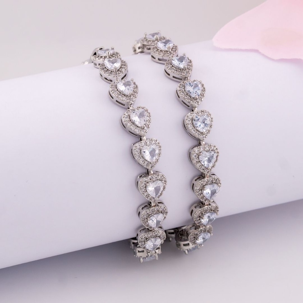 Pulsera de corazones con zirconias baño 18k