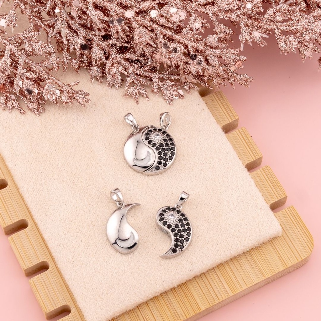 Set dijes YING YANG con iman baño 18k