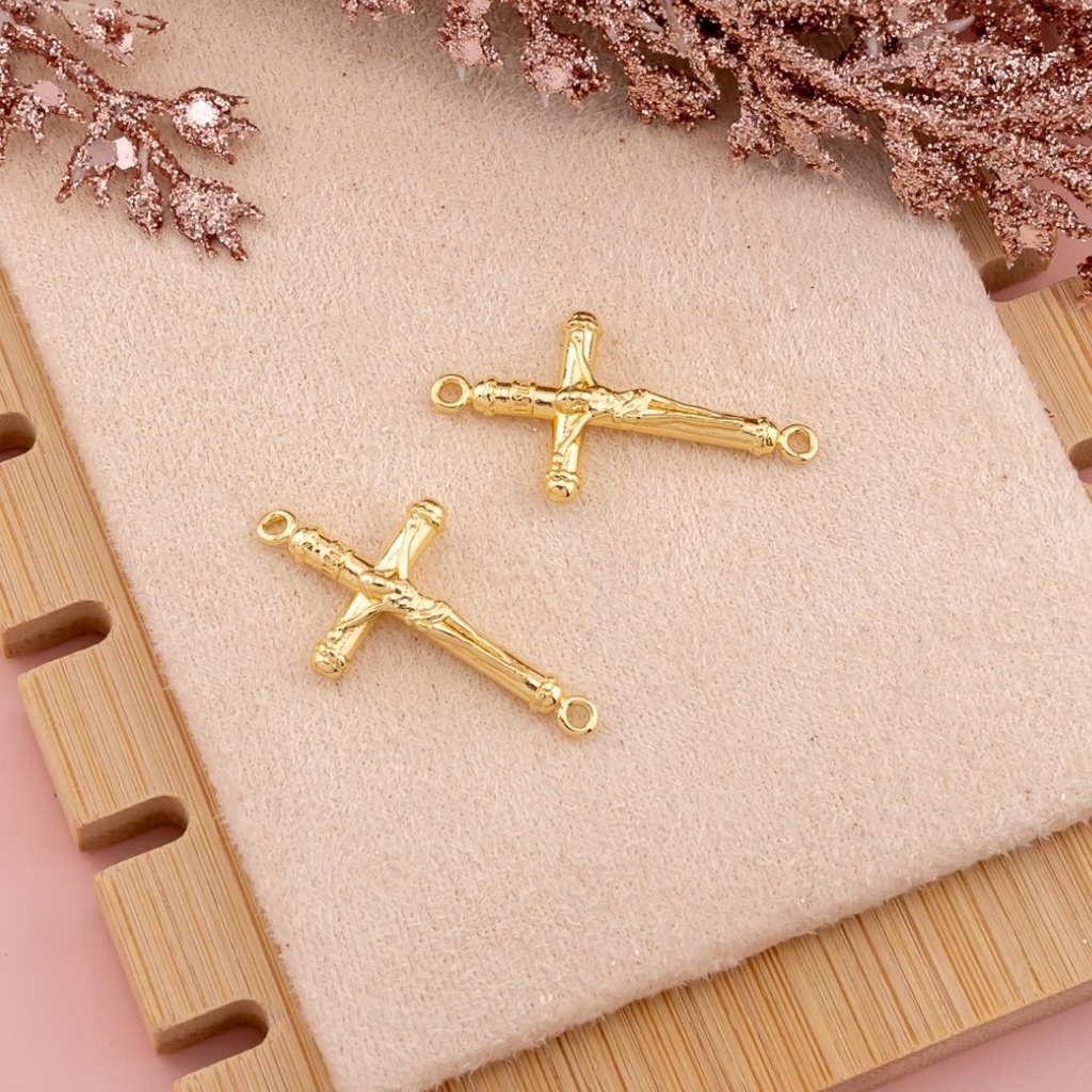 Enlace cruz baño 18k